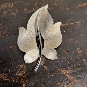 Van Dell Sterling Silver Leaf Brooch